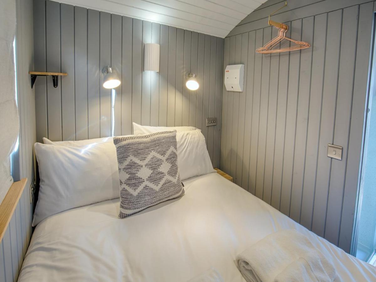 فيلا Pass The Keys Whitstable Shepherds Hut Minutes From The Harbour المظهر الخارجي الصورة